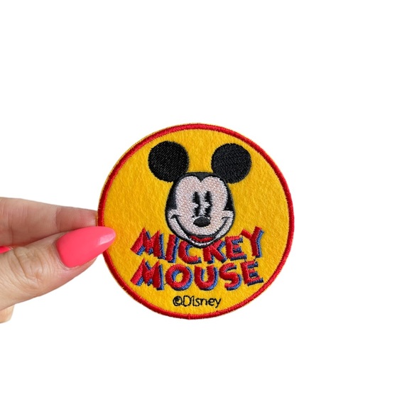 Mickey and Minnie Mouse Iron on Patches - Set of 2 - Picture 3 of 4
